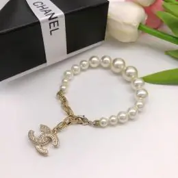 chanel bracelets pour femme s_122a304